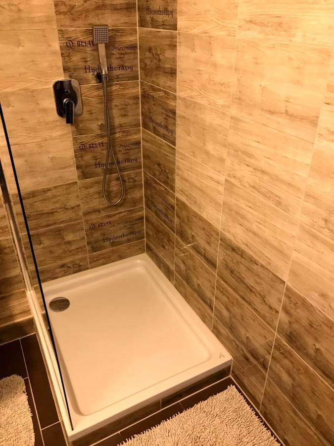 Dany Rose Apartman Apartment Eger Exterior foto